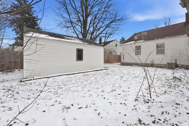 816 Hofer Avenue, Fort Wayne, IN 46808