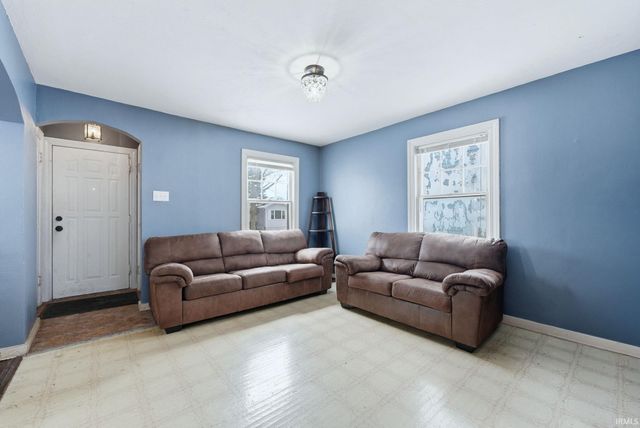 816 Hofer Avenue, Fort Wayne, IN 46808