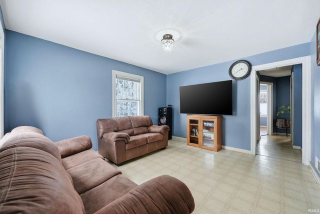 816 Hofer Avenue, Fort Wayne, IN 46808