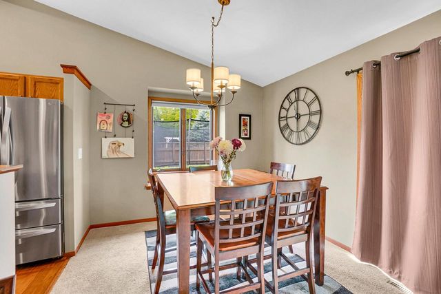N24W22526 Beechwood LANE, Waukesha, WI 53186
