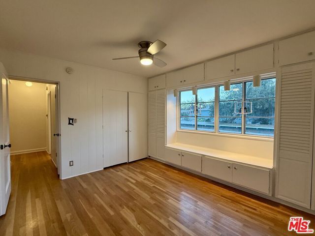 5560 Village, Los Angeles, CA 90016