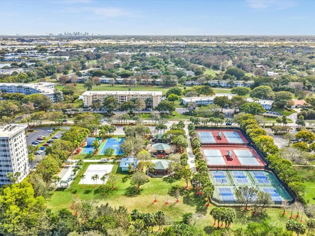 4030 W Palm Aire Drive 308, Pompano Beach, FL 33069