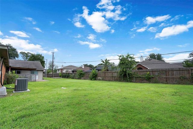 13202 Vernon Road, Cypress, TX 77429