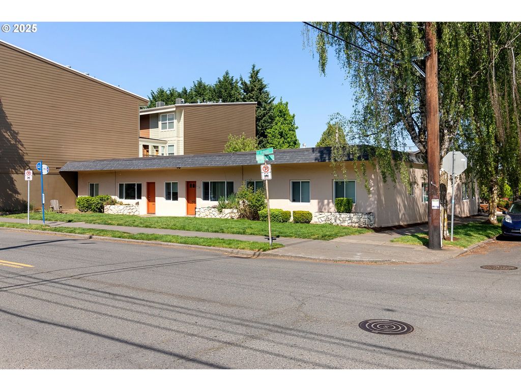 1659 Se REX St, Portland, OR 97202