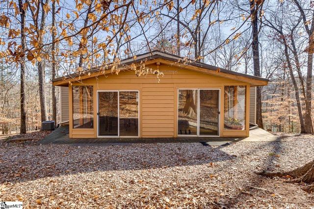 203 Snead Lane, Westminster, SC 29693