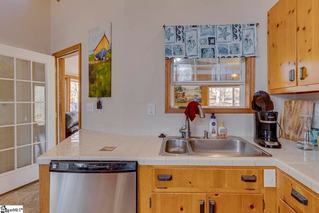 203 Snead Lane, Westminster, SC 29693