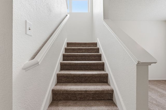 725 Parkford Lane, Arlington, TX 76001