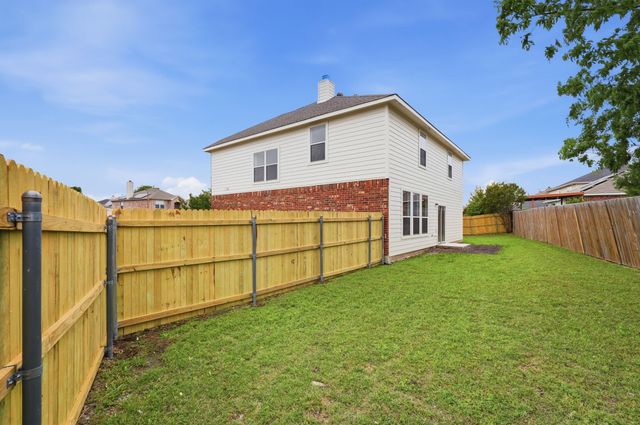 725 Parkford Lane, Arlington, TX 76001