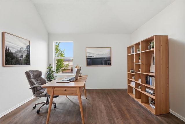 725 Parkford Lane, Arlington, TX 76001