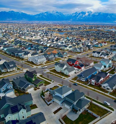 5206 W MELLOW WAY, South Jordan, UT 84009