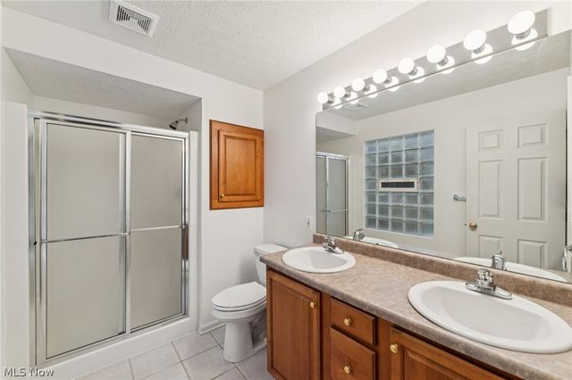 4204 Castle Ridge, Copley, OH 44321