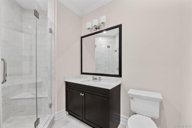 5000 Royal Court 5114, North Hills, NY 11040