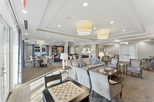 5000 Royal Court 5114, North Hills, NY 11040