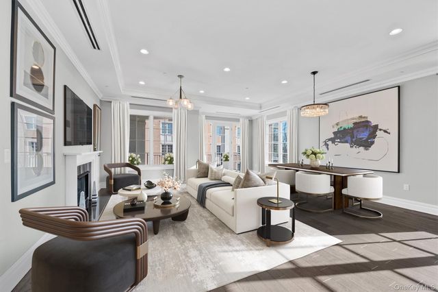 5000 Royal Court 5114, North Hills, NY 11040