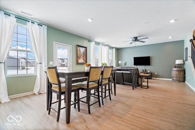 6727 Seattle Slew Drive, Whitestown, IN 46075