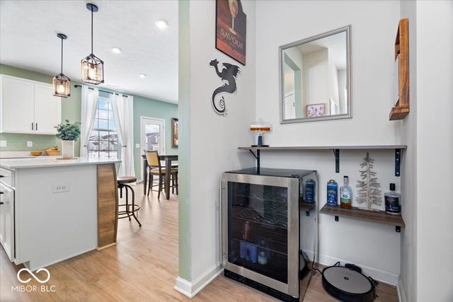 6727 Seattle Slew Drive, Whitestown, IN 46075