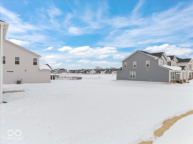 6727 Seattle Slew Drive, Whitestown, IN 46075