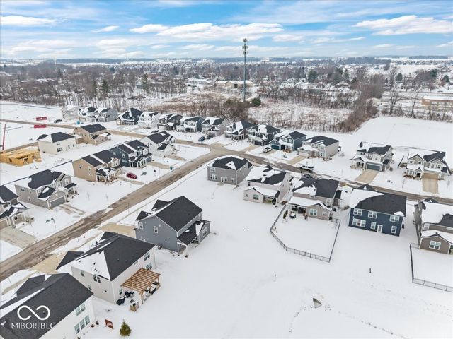 6727 Seattle Slew Drive, Whitestown, IN 46075