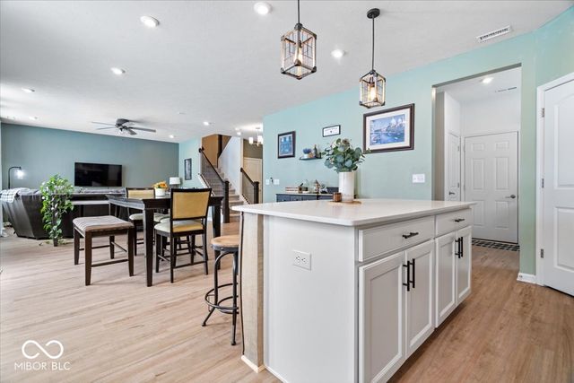 6727 Seattle Slew Drive, Whitestown, IN 46075