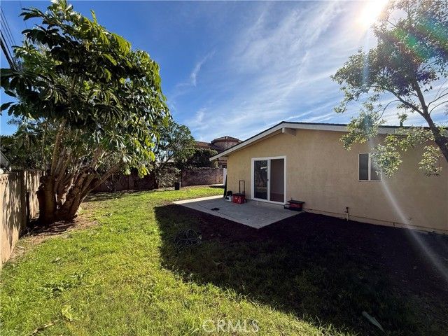 270 Joann B, Costa Mesa, CA 92626