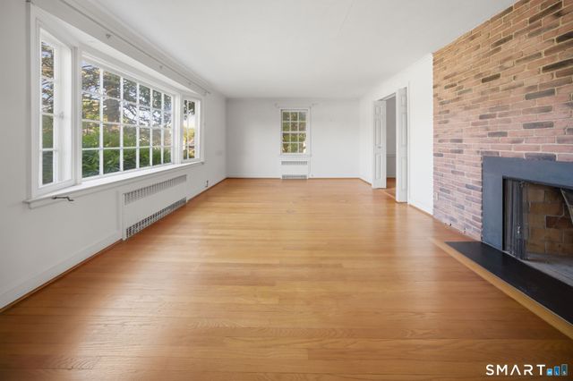 11 Paxton Road, West Hartford, CT 06107