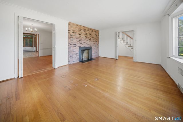 11 Paxton Road, West Hartford, CT 06107