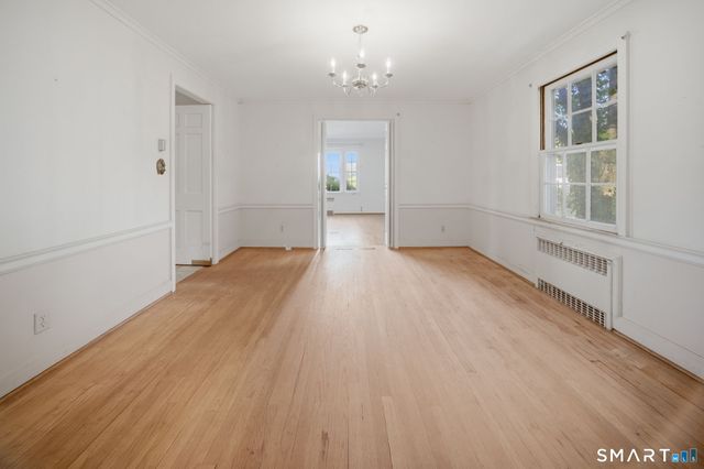 11 Paxton Road, West Hartford, CT 06107