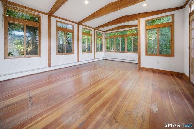 11 Paxton Road, West Hartford, CT 06107