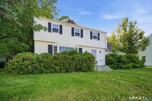 11 Paxton Road, West Hartford, CT 06107