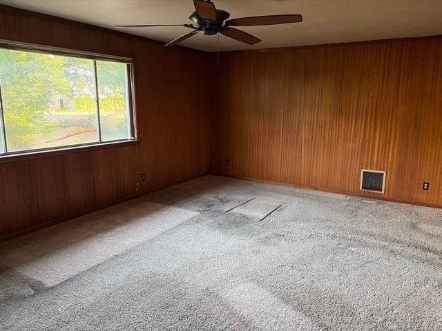906 W Main Street, Richland, TX 76681