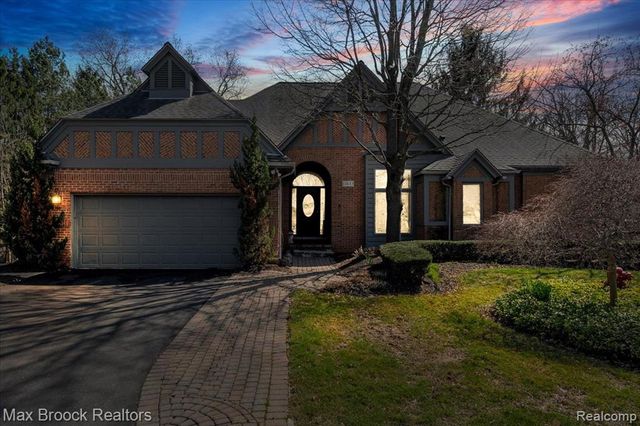 11633 Lorenz Way, Plymouth, MI 48170