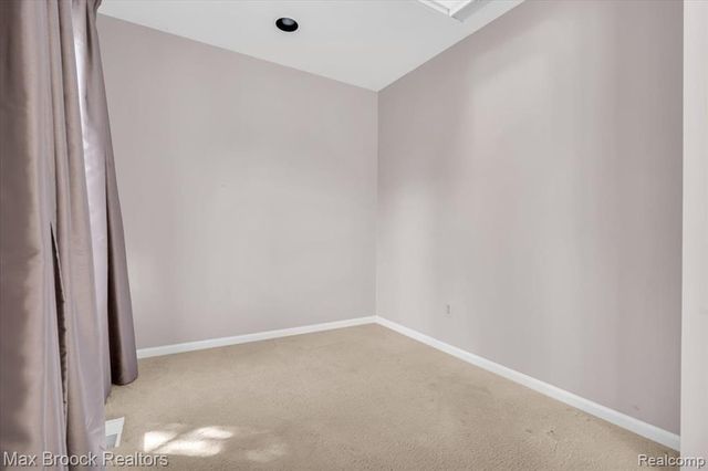 11633 Lorenz Way, Plymouth, MI 48170