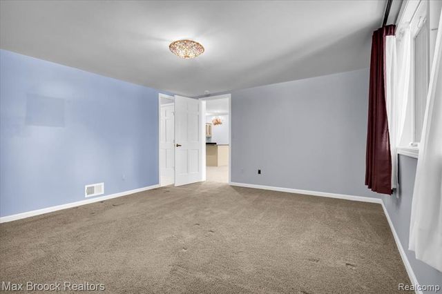 11633 Lorenz Way, Plymouth, MI 48170