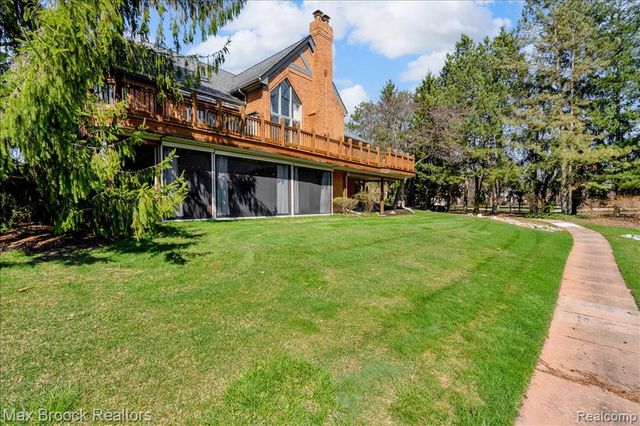 11633 Lorenz Way, Plymouth, MI 48170