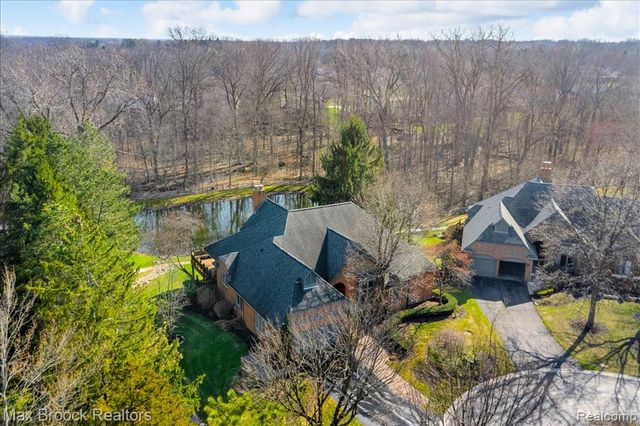 11633 Lorenz Way, Plymouth, MI 48170