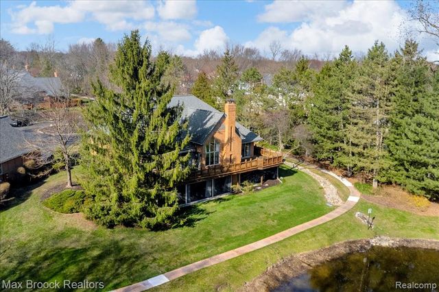 11633 Lorenz Way, Plymouth, MI 48170