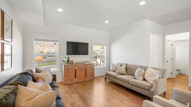 5105 N MARBLE FOX WAY, Lehi, UT 84043