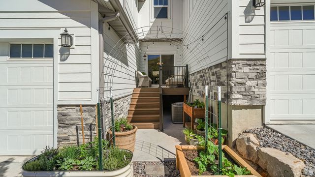 5105 N MARBLE FOX WAY, Lehi, UT 84043