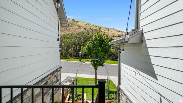 5105 N MARBLE FOX WAY, Lehi, UT 84043