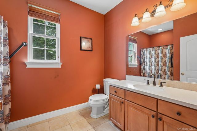 110 Winding Brook Court, New Windsor, NY 12553