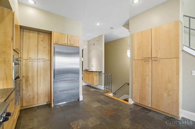 2731 Cleinview Avenue, Cincinnati, OH 45206