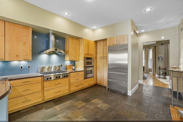 2731 Cleinview Avenue, Cincinnati, OH 45206