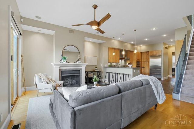 2731 Cleinview Avenue, Cincinnati, OH 45206