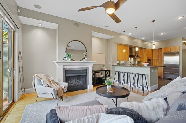 2731 Cleinview Avenue, Cincinnati, OH 45206