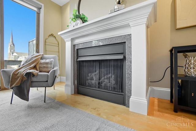 2731 Cleinview Avenue, Cincinnati, OH 45206