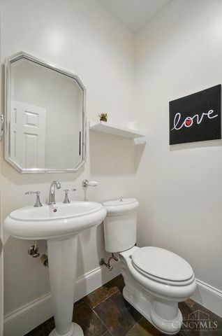 2731 Cleinview Avenue, Cincinnati, OH 45206