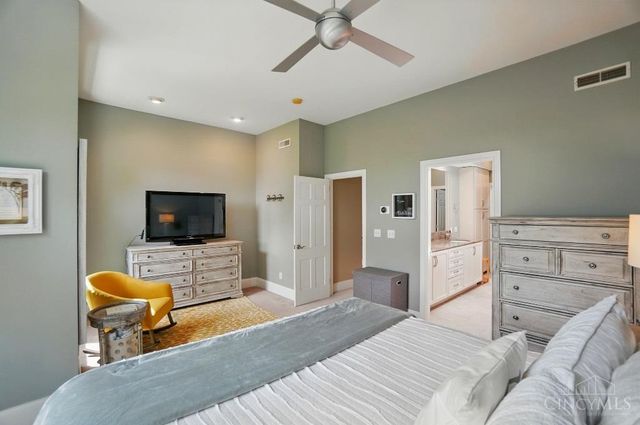 2731 Cleinview Avenue, Cincinnati, OH 45206