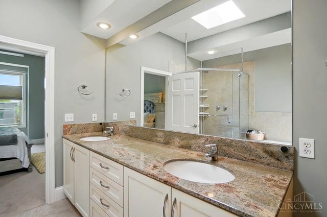 2731 Cleinview Avenue, Cincinnati, OH 45206