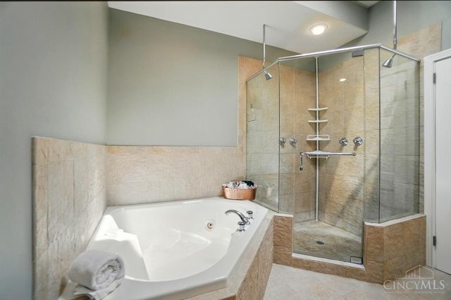 2731 Cleinview Avenue, Cincinnati, OH 45206