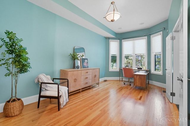 2731 Cleinview Avenue, Cincinnati, OH 45206